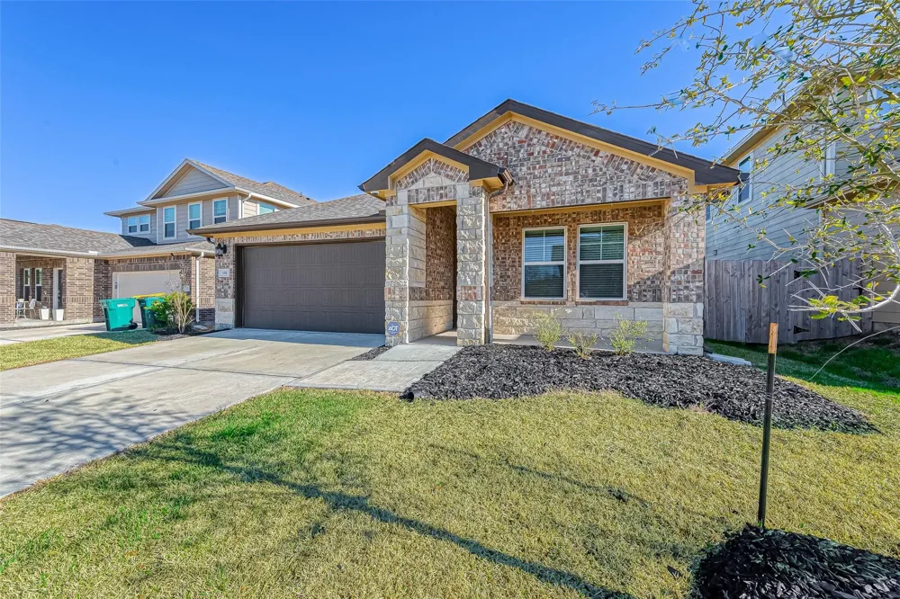 331 Harbor Forest Lane Montgomery, TX 77316