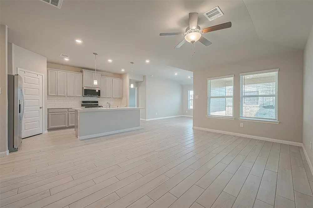 331 Harbor Forest Lane Montgomery, TX 77316