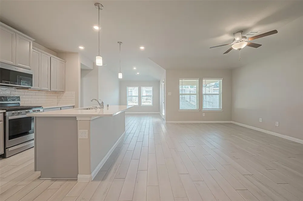 331 Harbor Forest Lane Montgomery, TX 77316