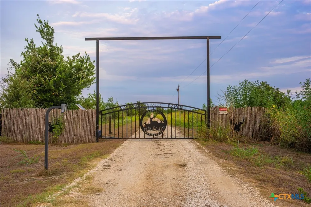 777 County Road 206 Cameron, TX 76520