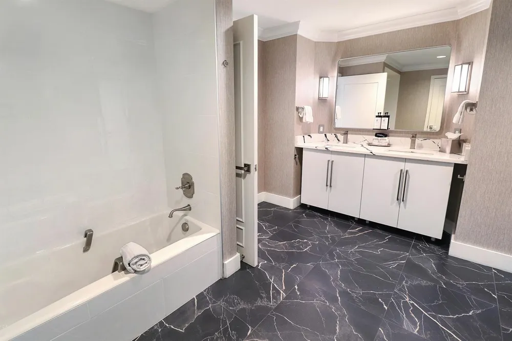 601 Fort Lauderdale Beach Boulevard #910 Fort Lauderdale, FL 33304