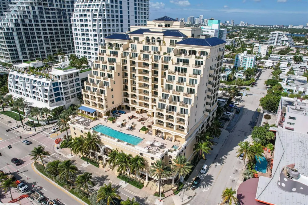601 Fort Lauderdale Beach Boulevard #910 Fort Lauderdale, FL 33304