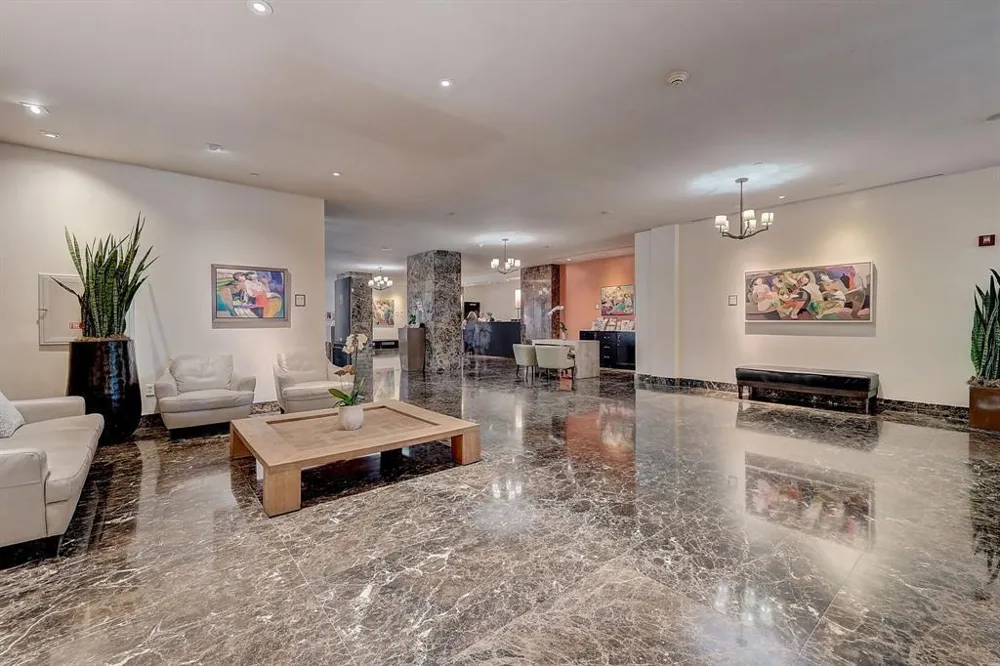 601 Fort Lauderdale Beach Boulevard #910 Fort Lauderdale, FL 33304