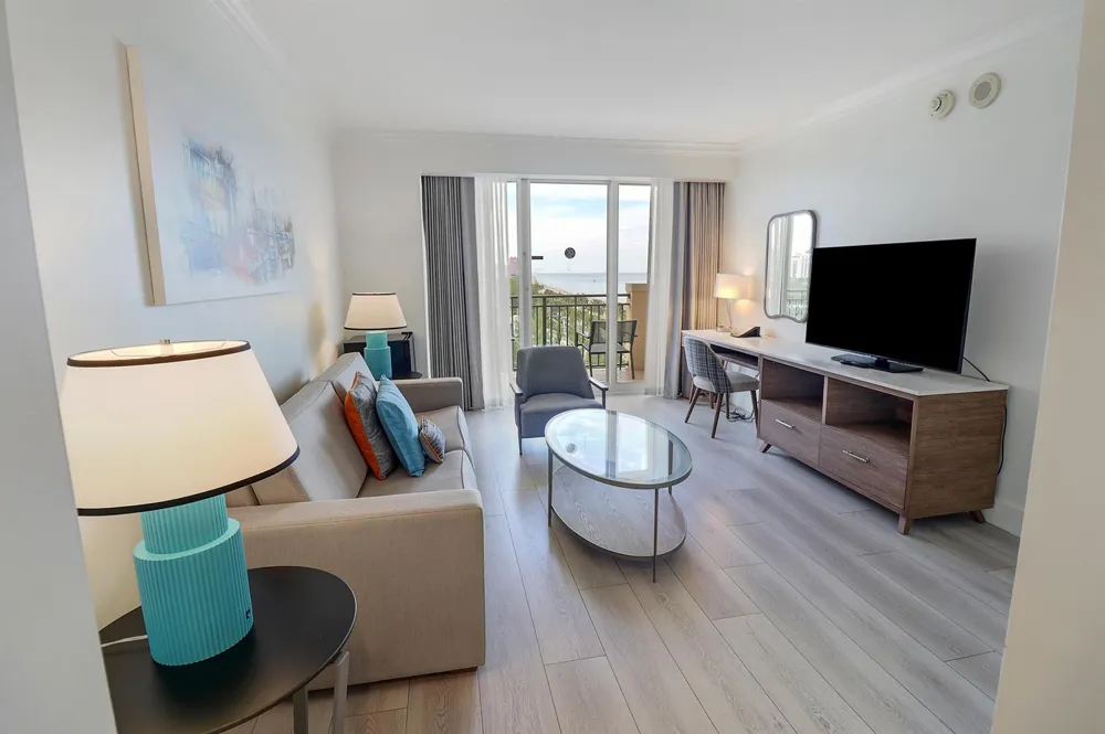 601 Fort Lauderdale Beach Boulevard #910 Fort Lauderdale, FL 33304