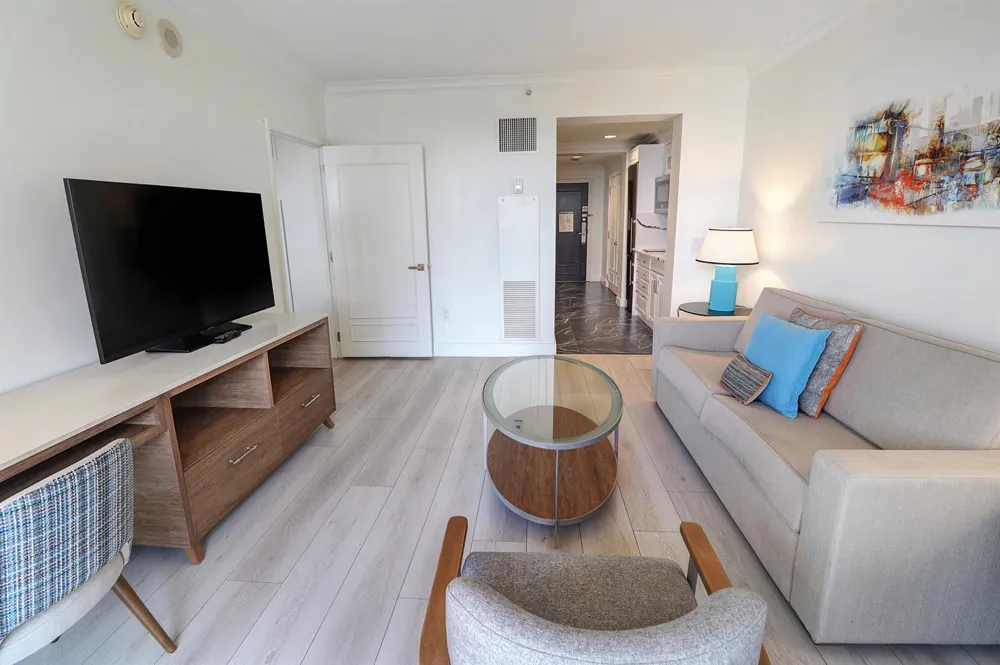 601 Fort Lauderdale Beach Boulevard #910 Fort Lauderdale, FL 33304