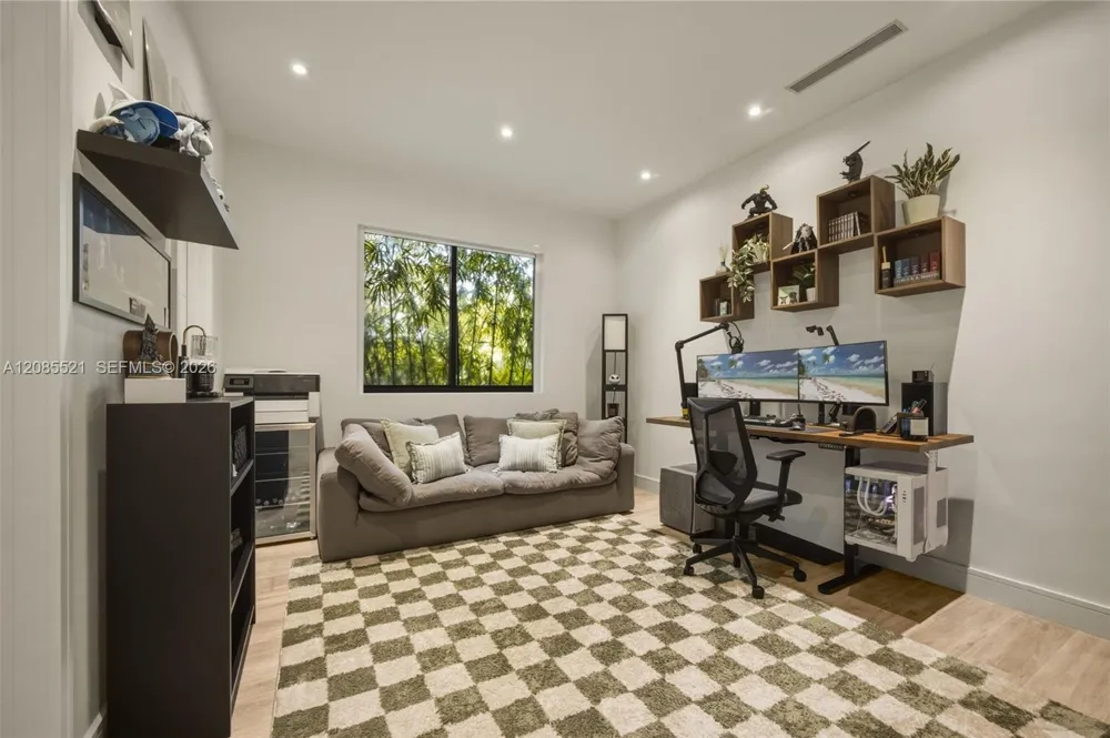 2957 Coconut Ave Coconut Grove, FL 33133
