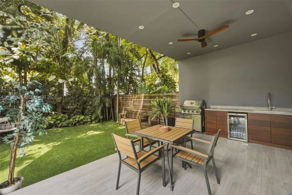 2957 Coconut Ave Coconut Grove, FL 33133