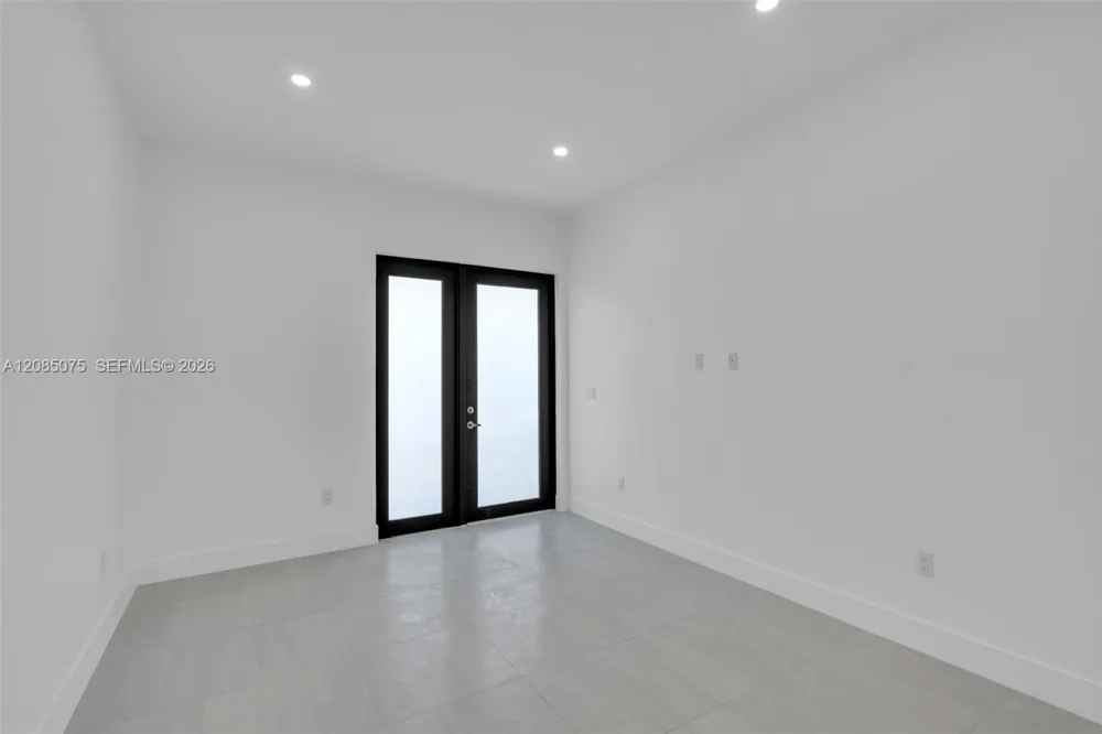 18362 102 PL #18316 Miami, FL 33157