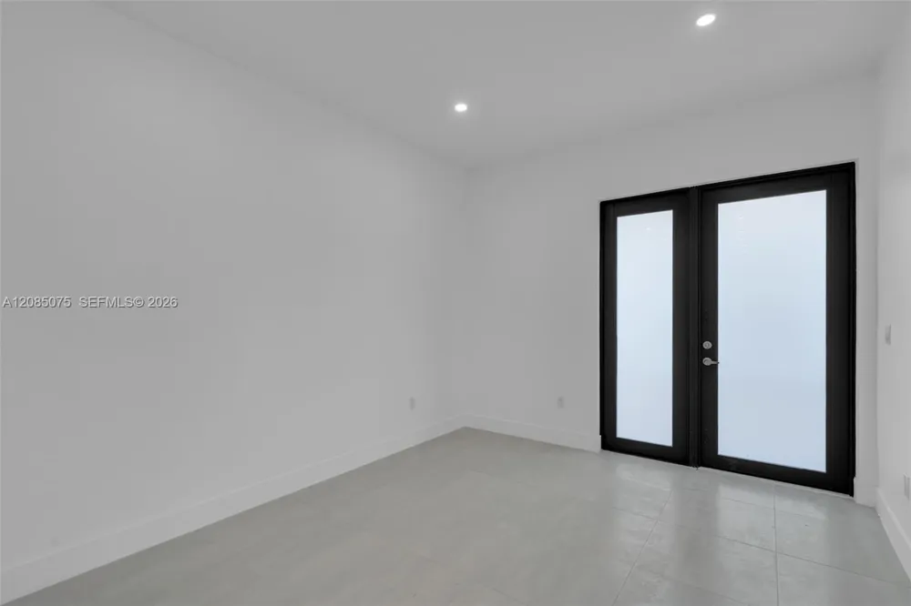 18362 102 PL #18316 Miami, FL 33157