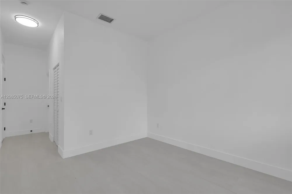 18362 102 PL #18316 Miami, FL 33157