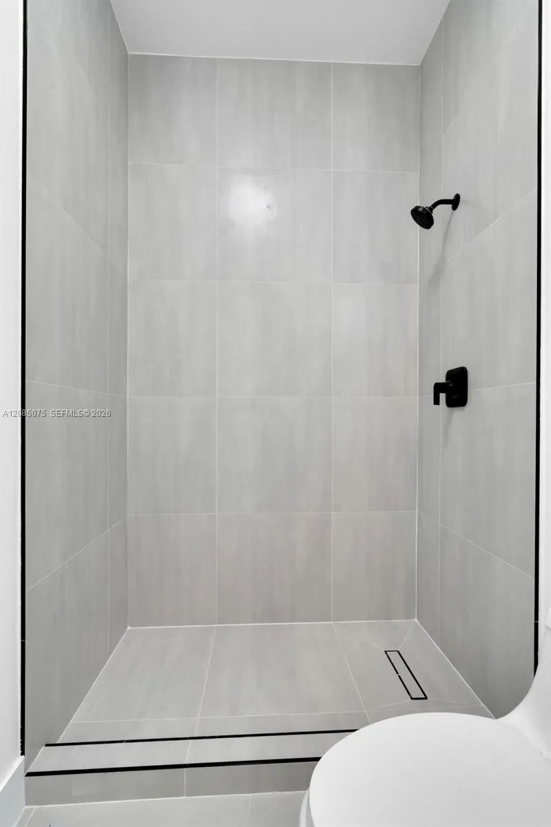 18362 102 PL #18316 Miami, FL 33157