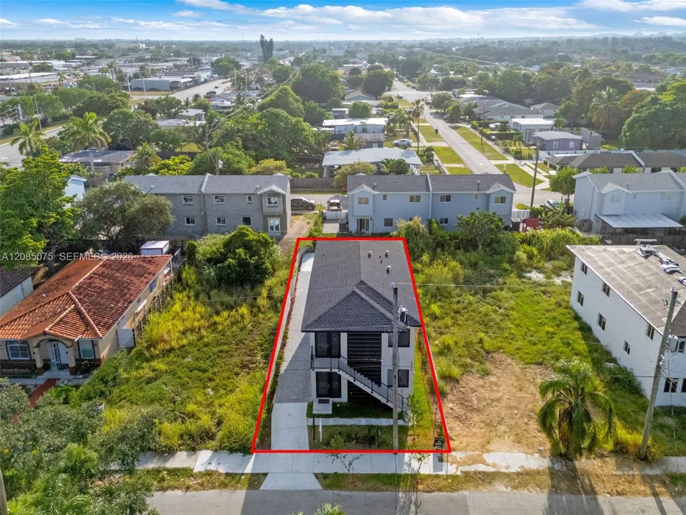 18362 102 PL #18316 Miami, FL 33157