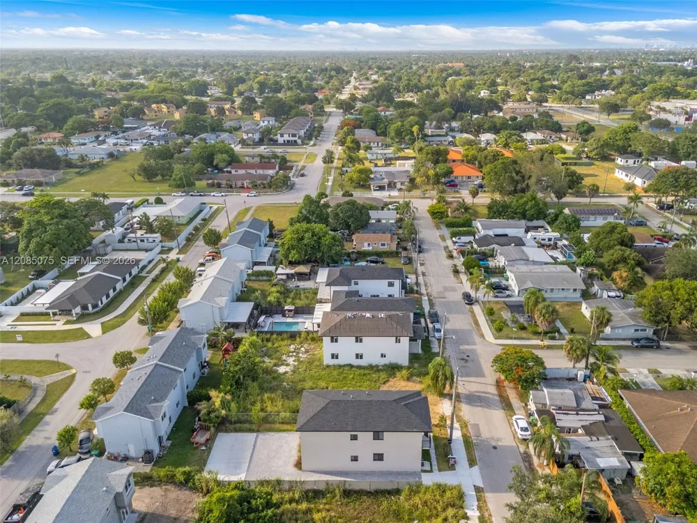 18362 102 PL #18316 Miami, FL 33157