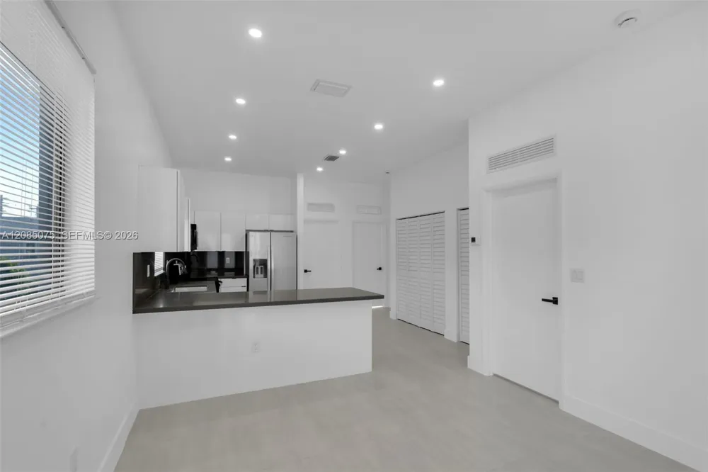 18362 102 PL #18316 Miami, FL 33157