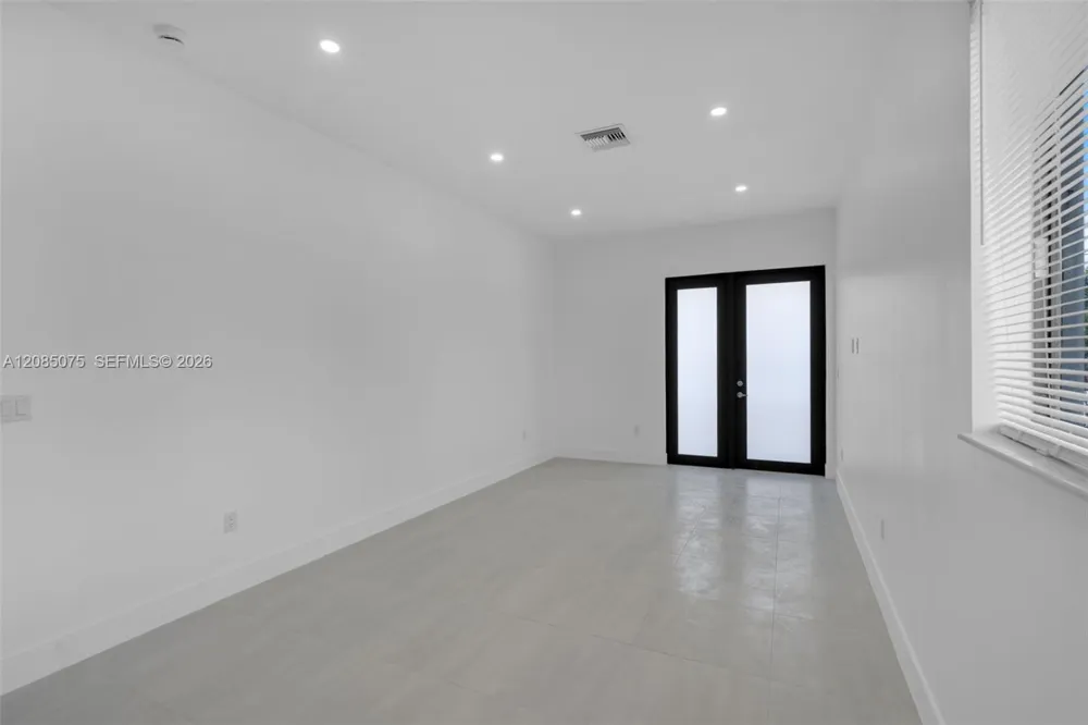 18362 102 PL #18316 Miami, FL 33157