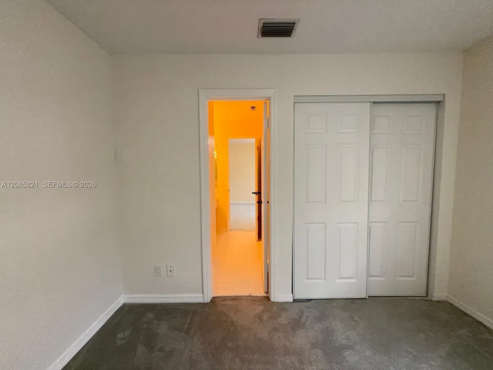 30 Windsor Ln ##30 Palm Beach Gardens, FL 33418