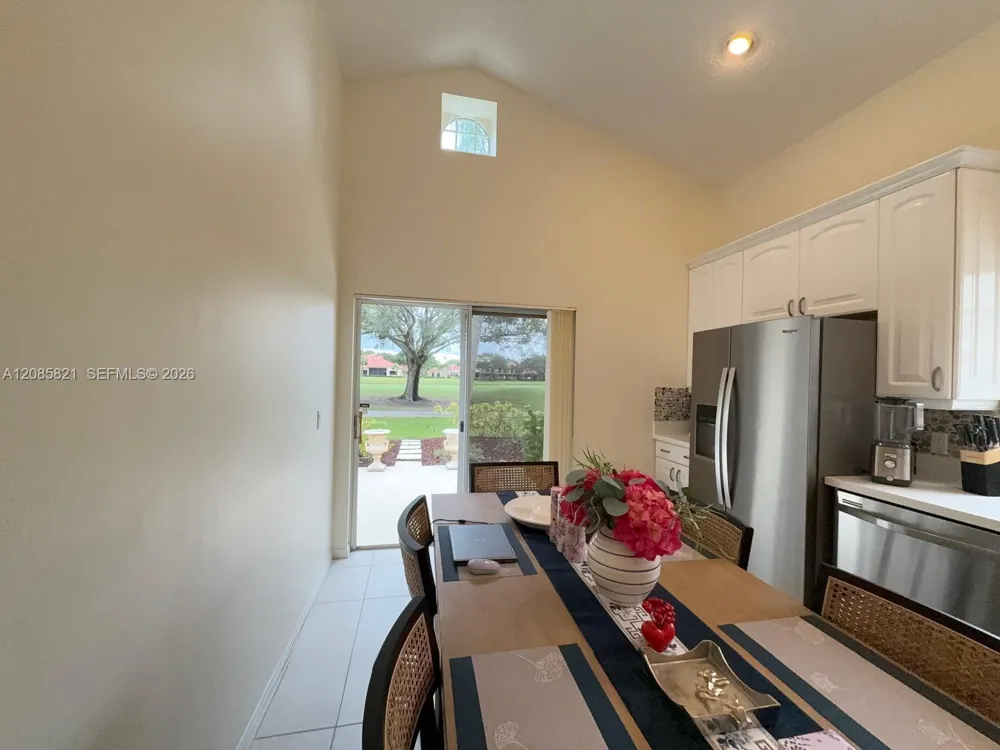 30 Windsor Ln ##30 Palm Beach Gardens, FL 33418