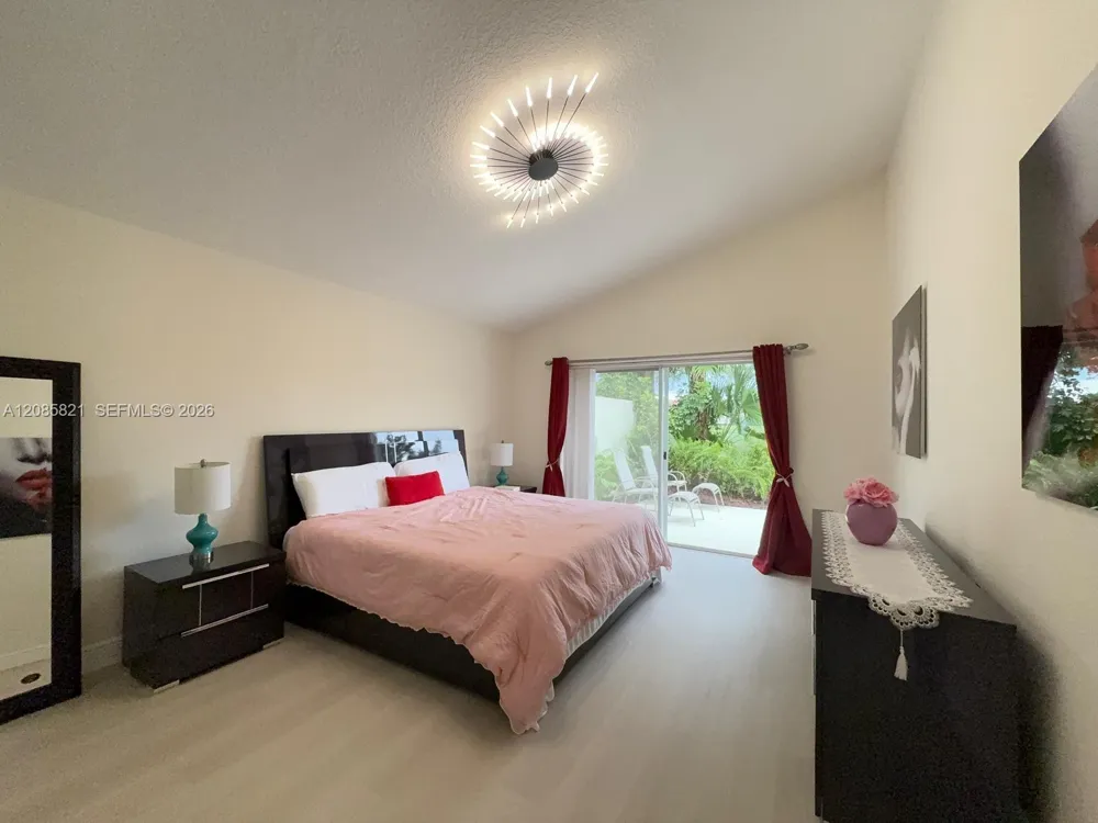 30 Windsor Ln ##30 Palm Beach Gardens, FL 33418