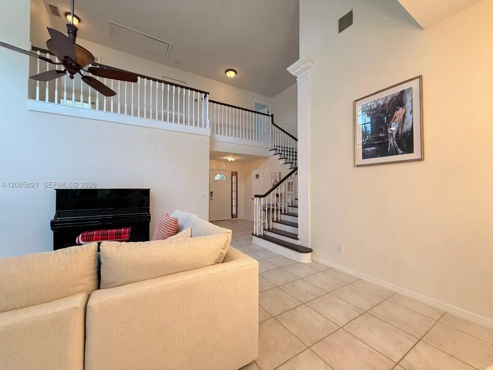 30 Windsor Ln ##30 Palm Beach Gardens, FL 33418