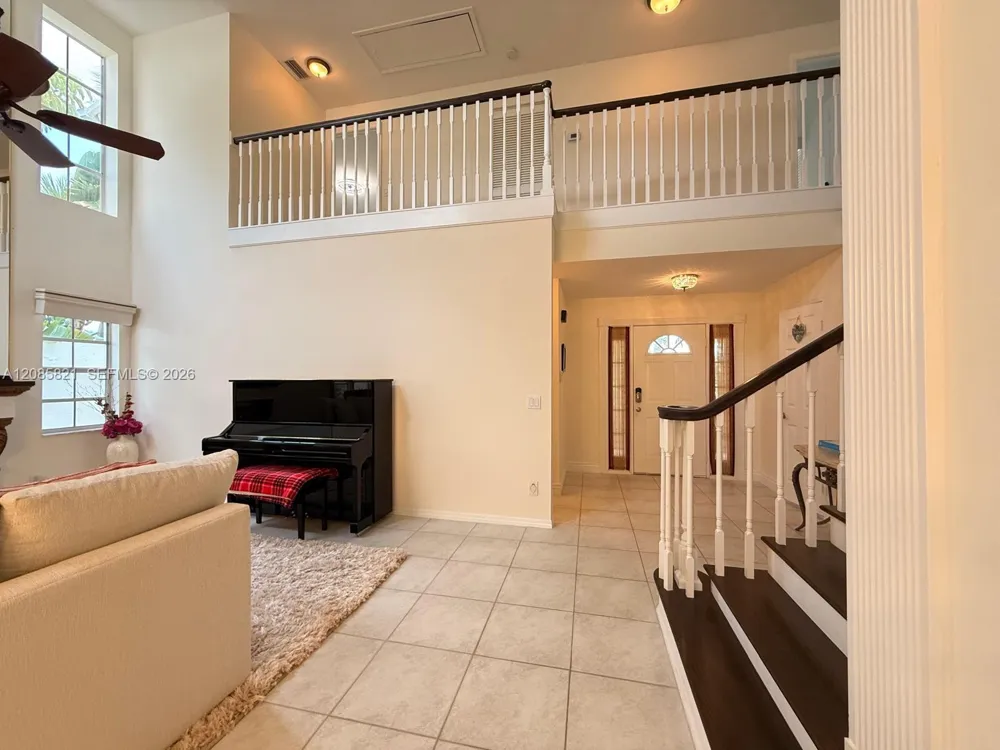 30 Windsor Ln ##30 Palm Beach Gardens, FL 33418