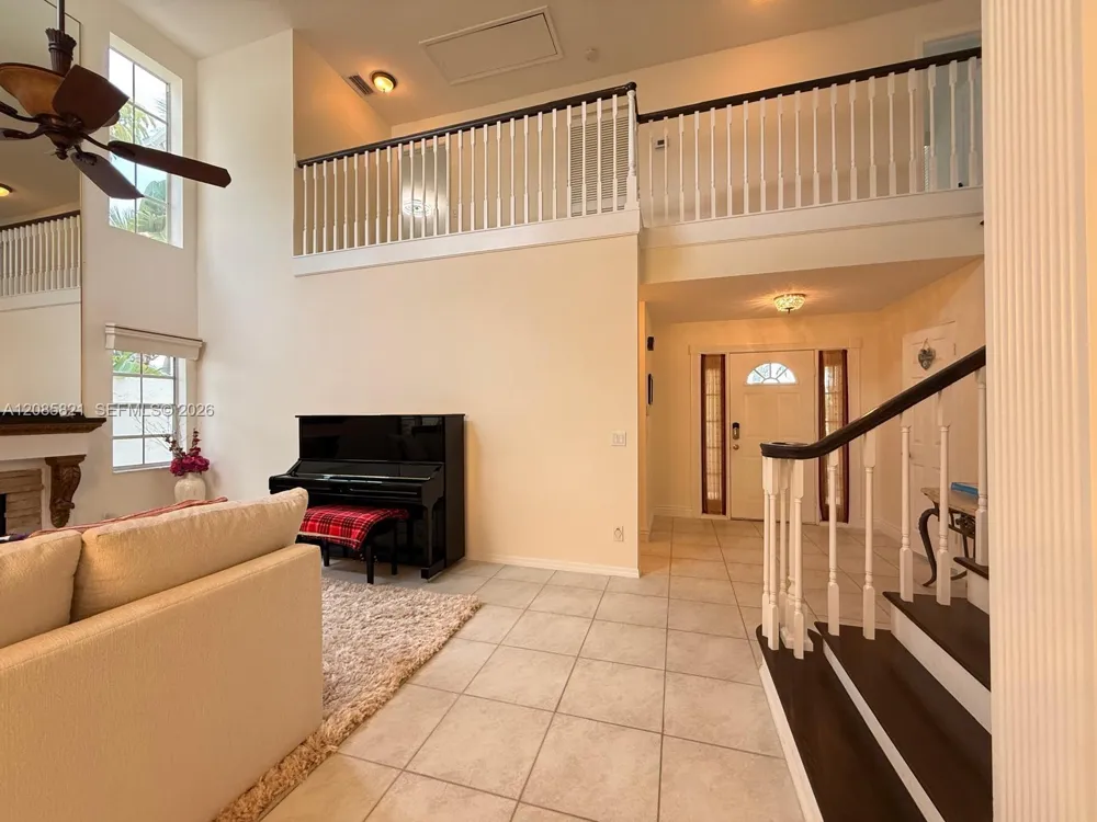 30 Windsor Ln ##30 Palm Beach Gardens, FL 33418