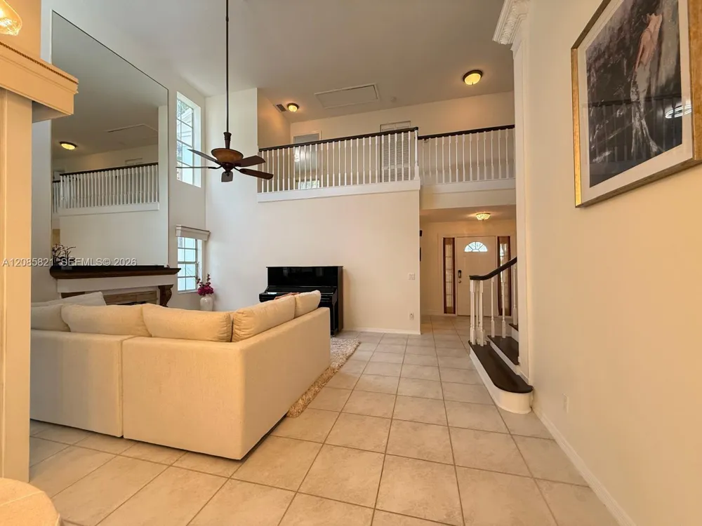 30 Windsor Ln ##30 Palm Beach Gardens, FL 33418