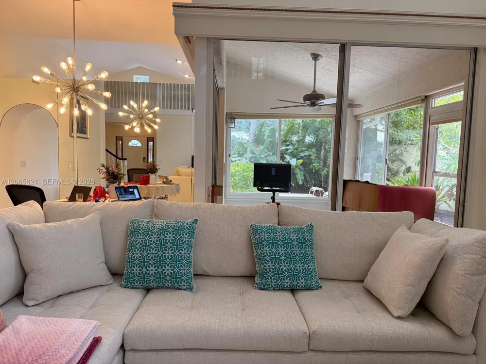 30 Windsor Ln ##30 Palm Beach Gardens, FL 33418