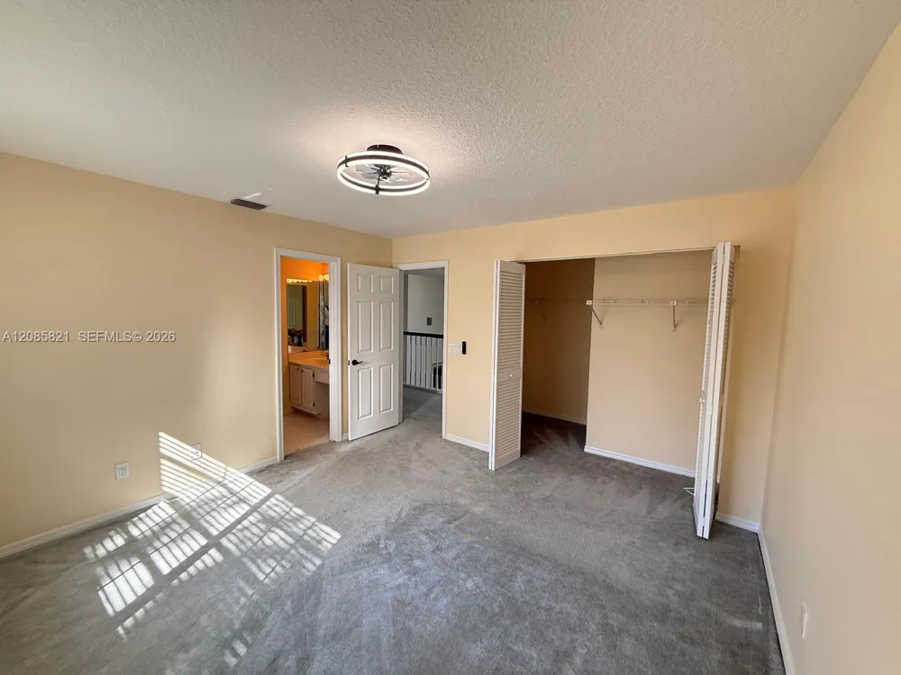 30 Windsor Ln ##30 Palm Beach Gardens, FL 33418
