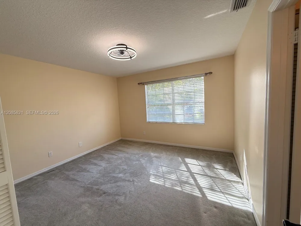 30 Windsor Ln ##30 Palm Beach Gardens, FL 33418