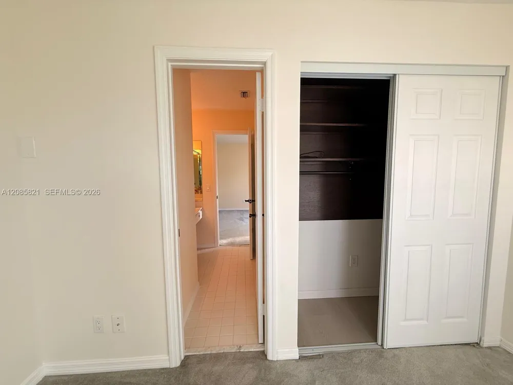 30 Windsor Ln ##30 Palm Beach Gardens, FL 33418