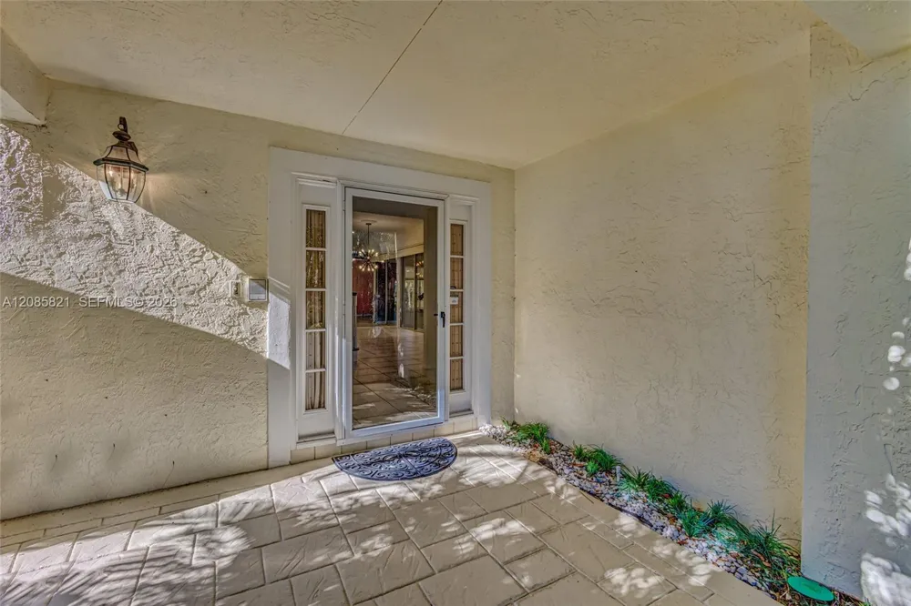 30 Windsor Ln ##30 Palm Beach Gardens, FL 33418
