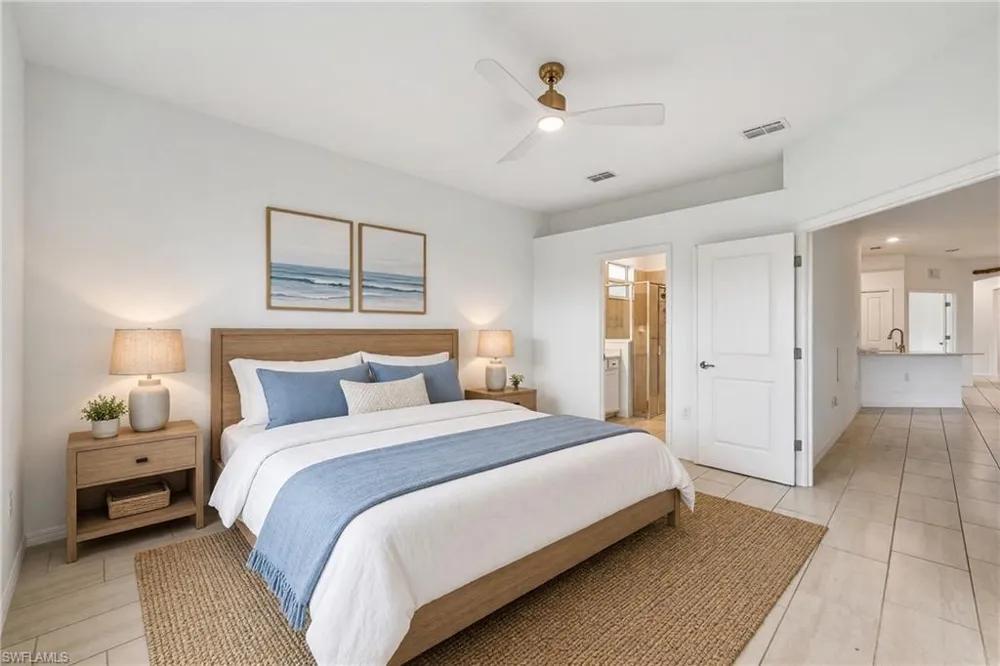 2583 Vine Avenue Naples, FL 34120