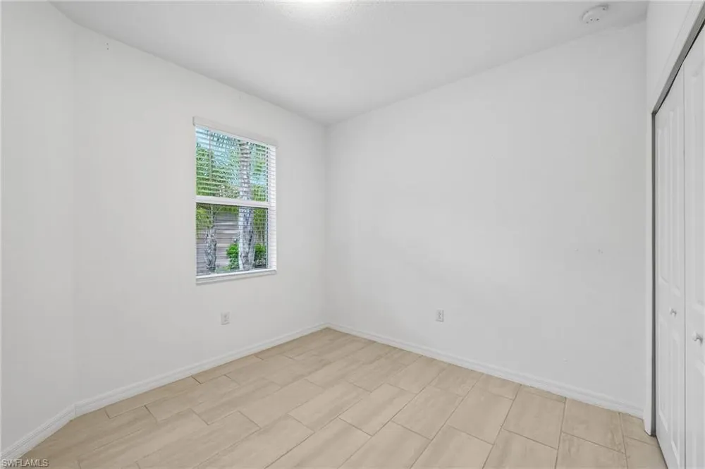 2583 Vine Avenue Naples, FL 34120