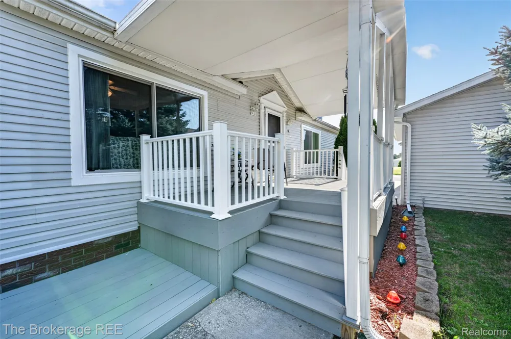 129 Ashley Circle Swartz Creek City, MI 48473