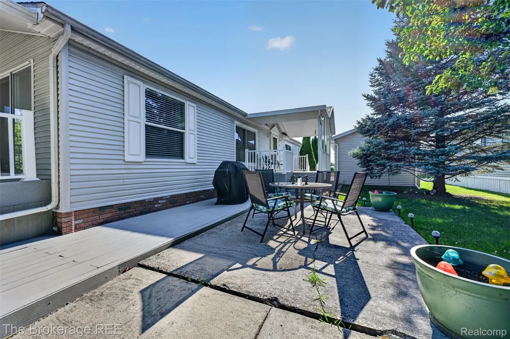 129 Ashley Circle Swartz Creek City, MI 48473
