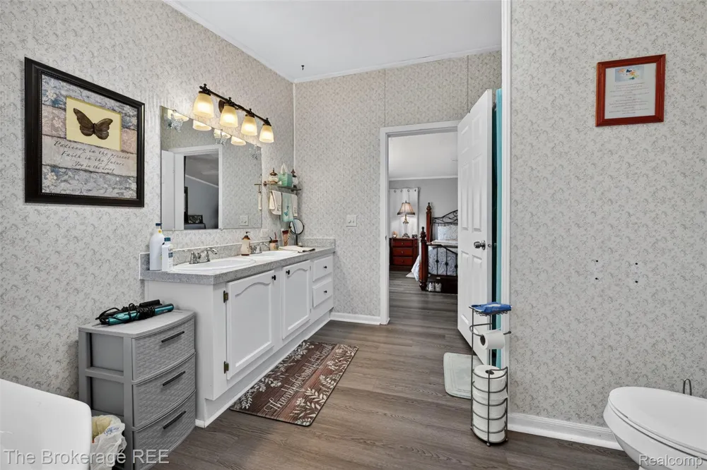 129 Ashley Circle Swartz Creek City, MI 48473