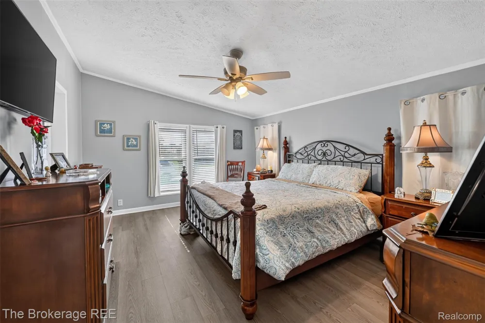 129 Ashley Circle Swartz Creek City, MI 48473