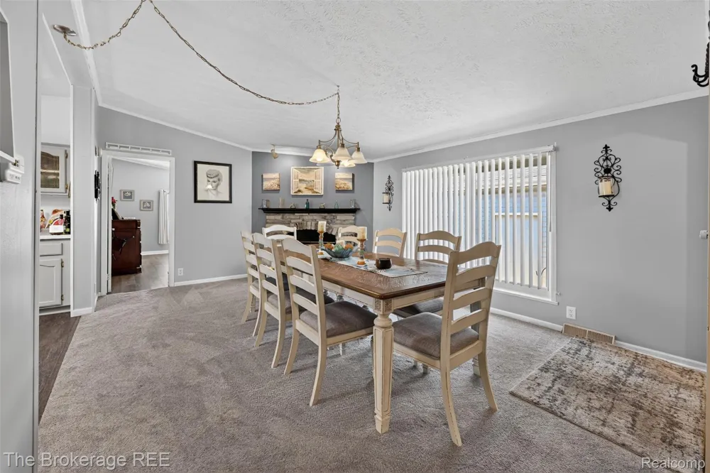 129 Ashley Circle Swartz Creek City, MI 48473