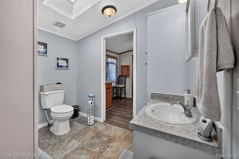 129 Ashley Circle Swartz Creek City, MI 48473