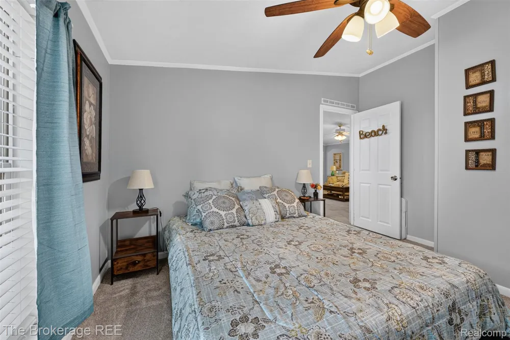 129 Ashley Circle Swartz Creek City, MI 48473