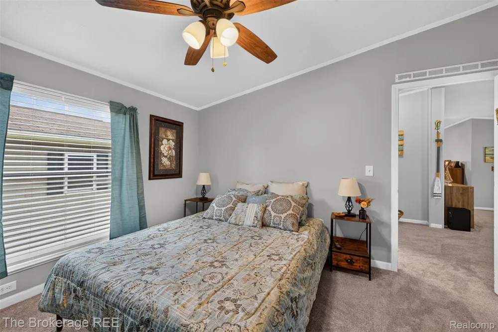 129 Ashley Circle Swartz Creek City, MI 48473