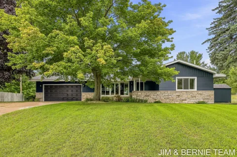 18019 Mohawk Drive