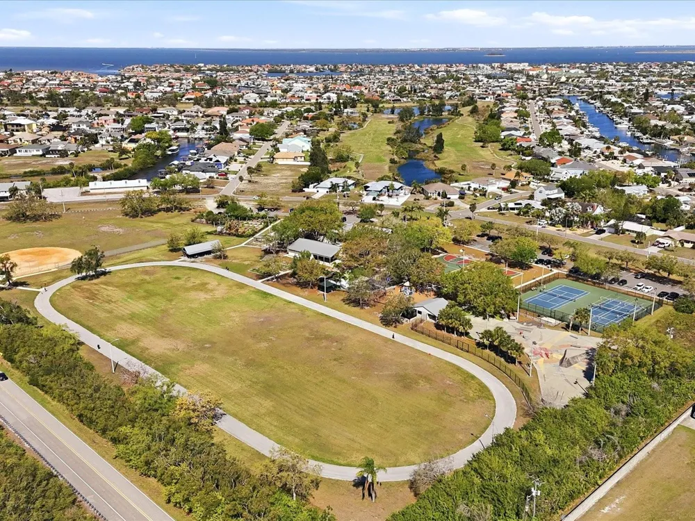 6002 FIREFLY LN Apollo Beach, FL 33572