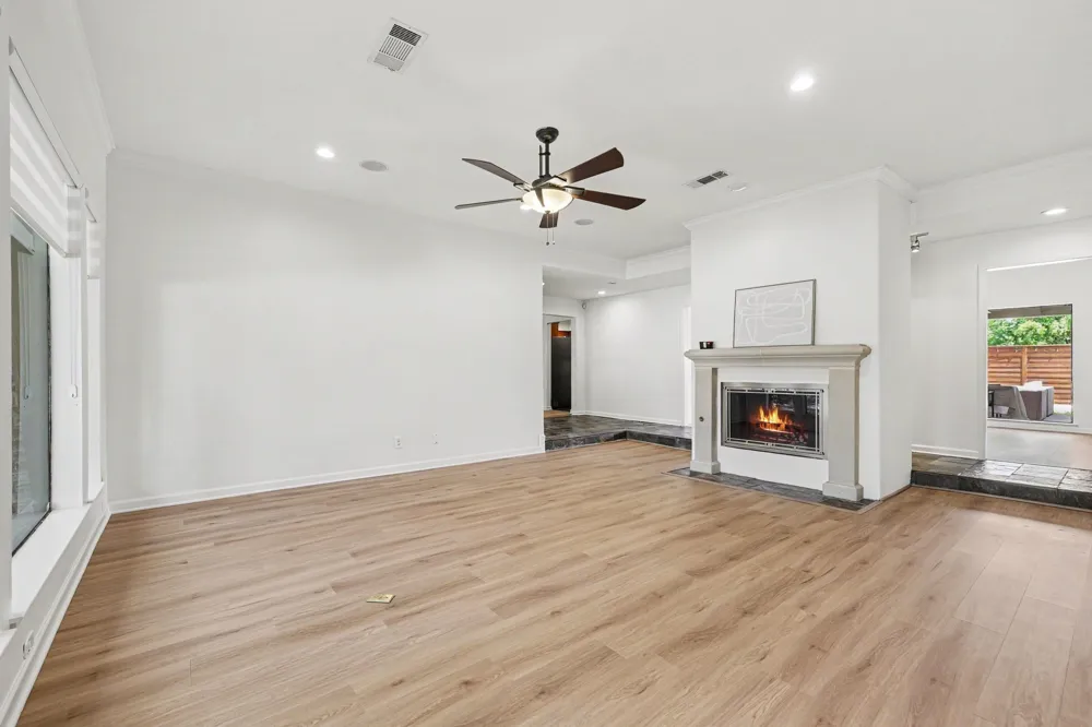 13126 Fall Manor Drive Dallas, TX 75243