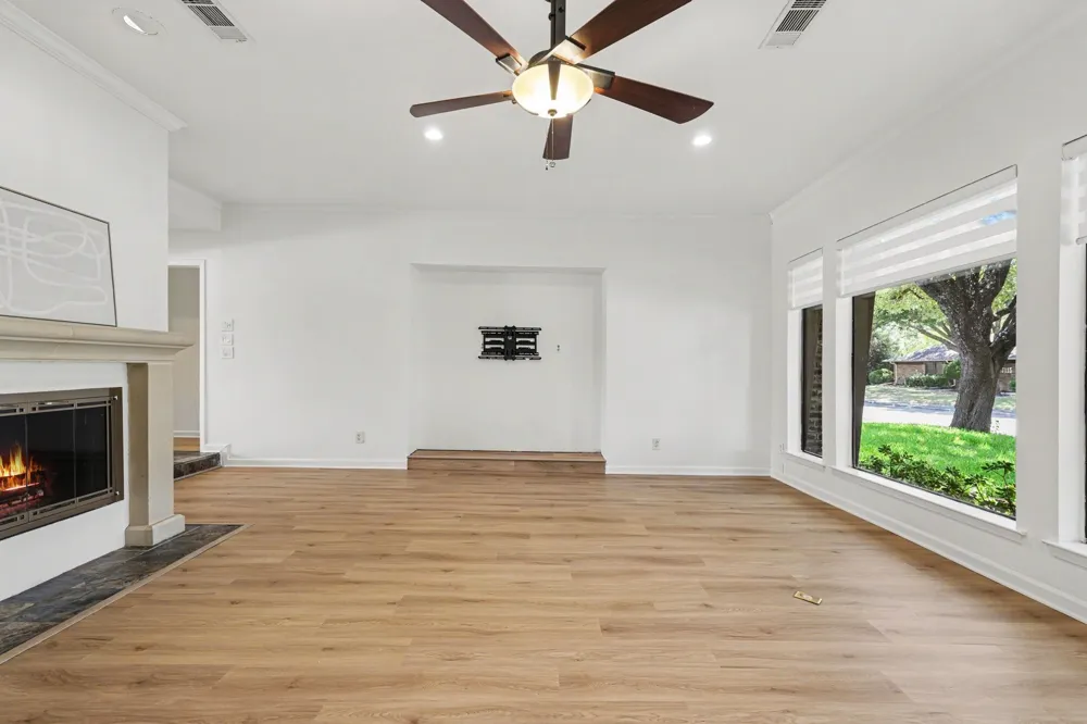 13126 Fall Manor Drive Dallas, TX 75243