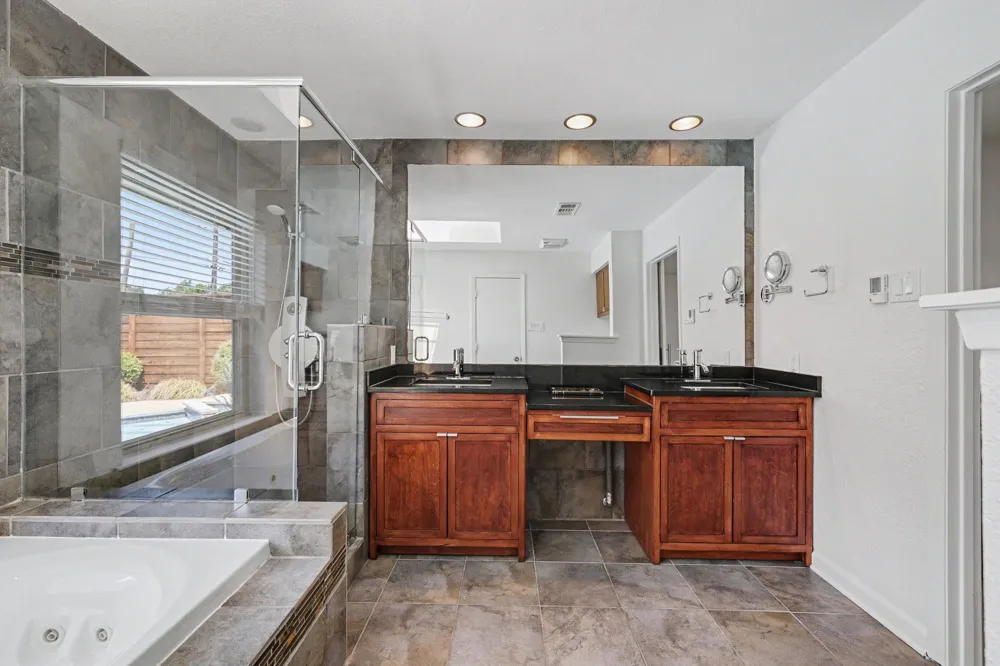 13126 Fall Manor Drive Dallas, TX 75243