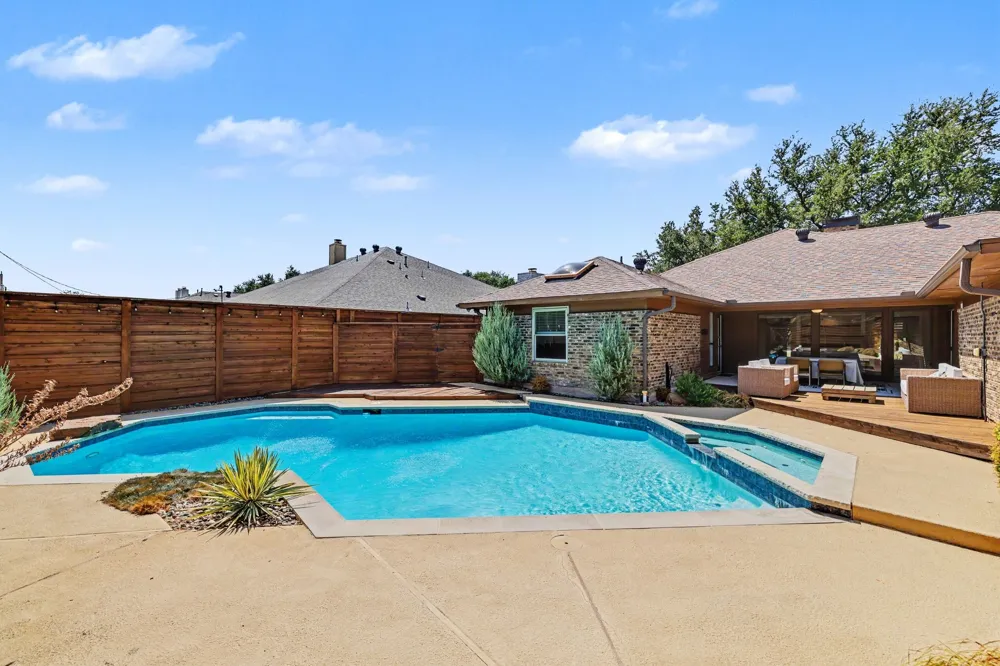 13126 Fall Manor Drive Dallas, TX 75243
