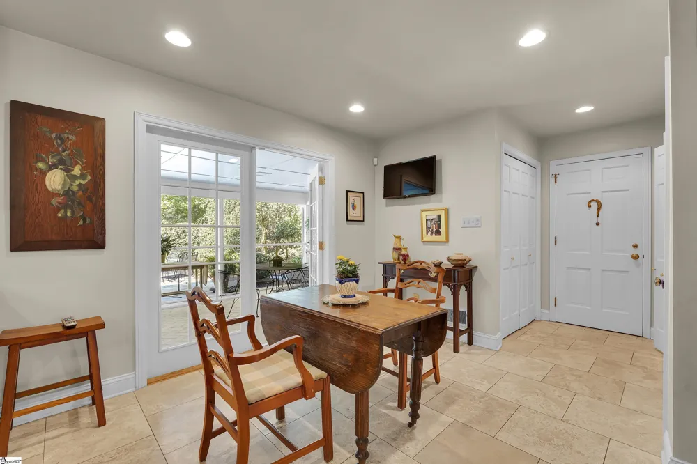 128 Lomond Lane Spartanburg, SC 29307