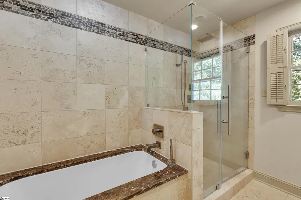 128 Lomond Lane Spartanburg, SC 29307