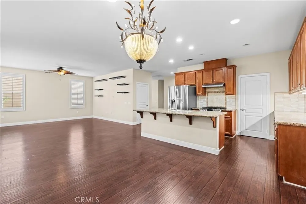 125 Thistle Beaumont, CA 92223